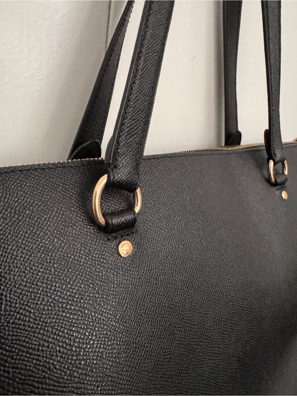 Coach Gallery Tote Bag In Black Cross Grain Leather - Picture 6 of 16